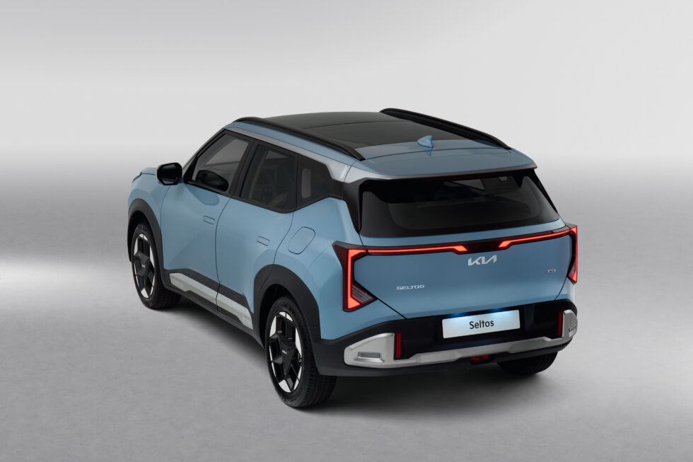 original 31261 all new kia seltos ice baseline eu pale grey 4 980x653