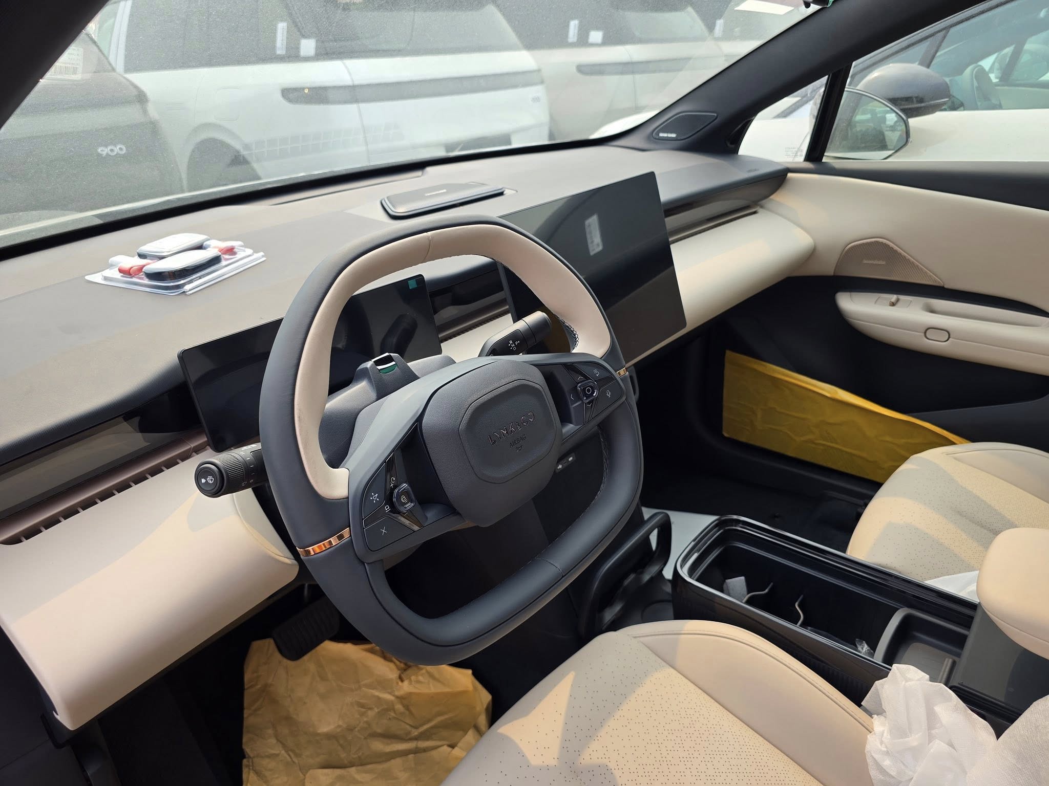 67374873127568992780242178102775273247840778n