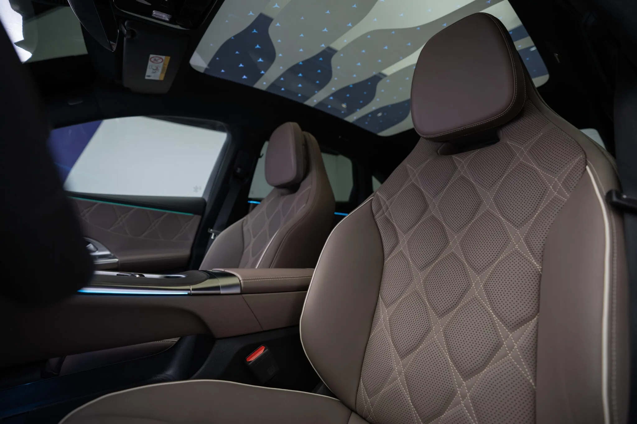 mercedes c class interiors 00009 2048x1365