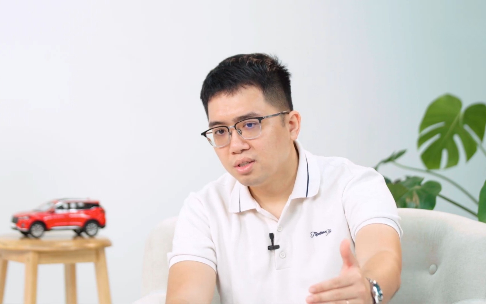 tren ghe2104thumbno text