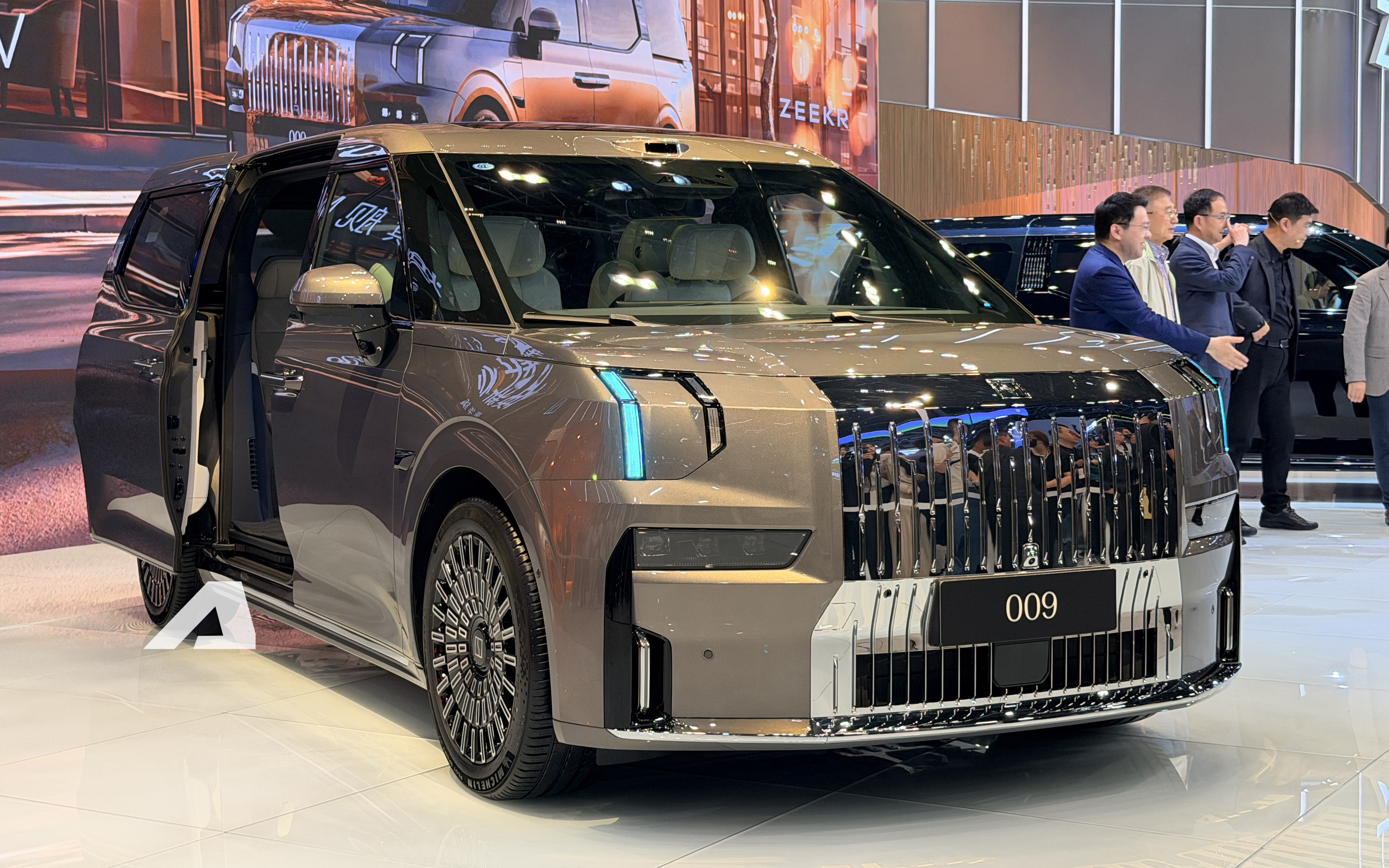 2026 zeekr 009 viet nam 1