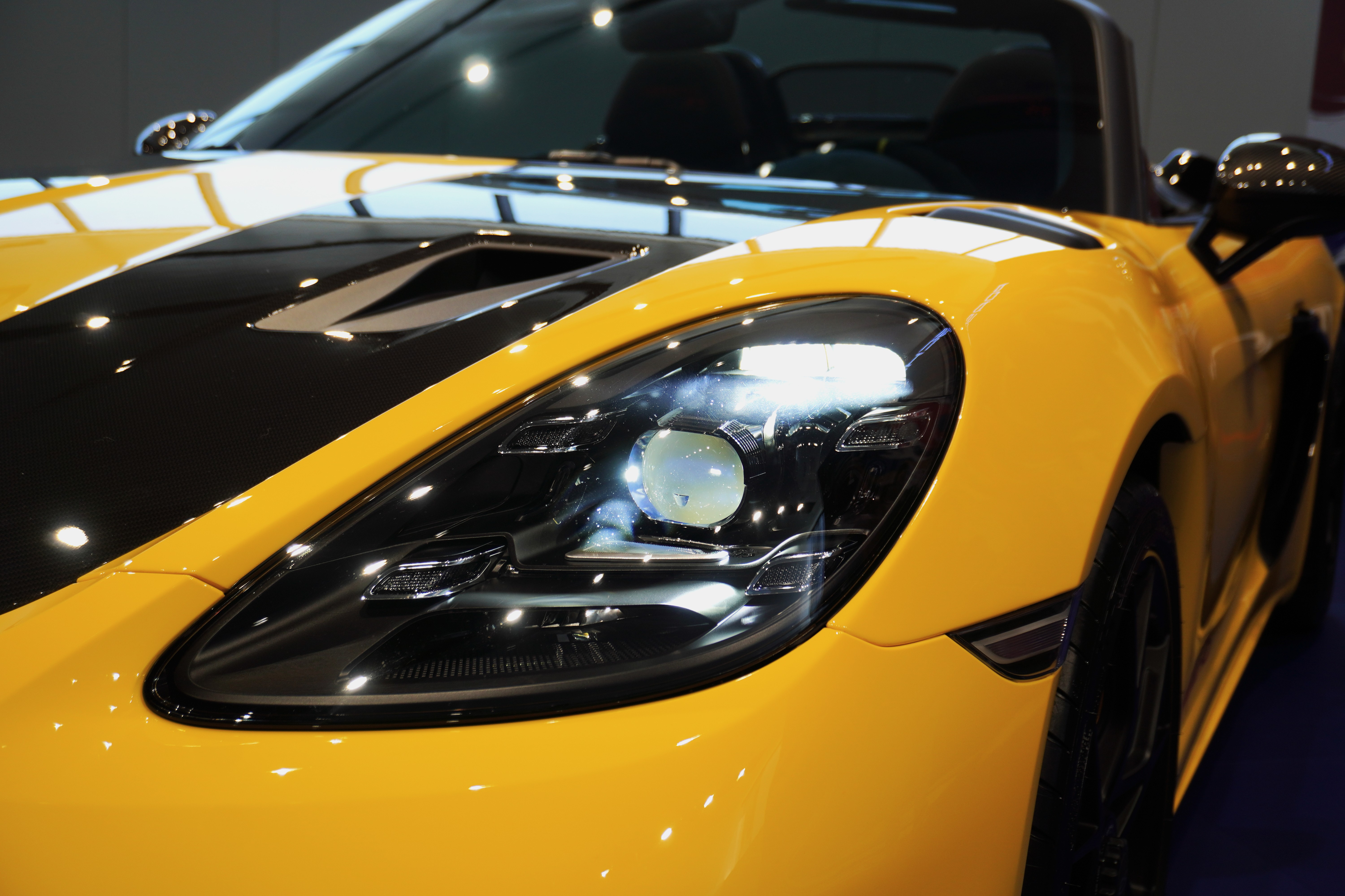 porsche 718 spyder rs18