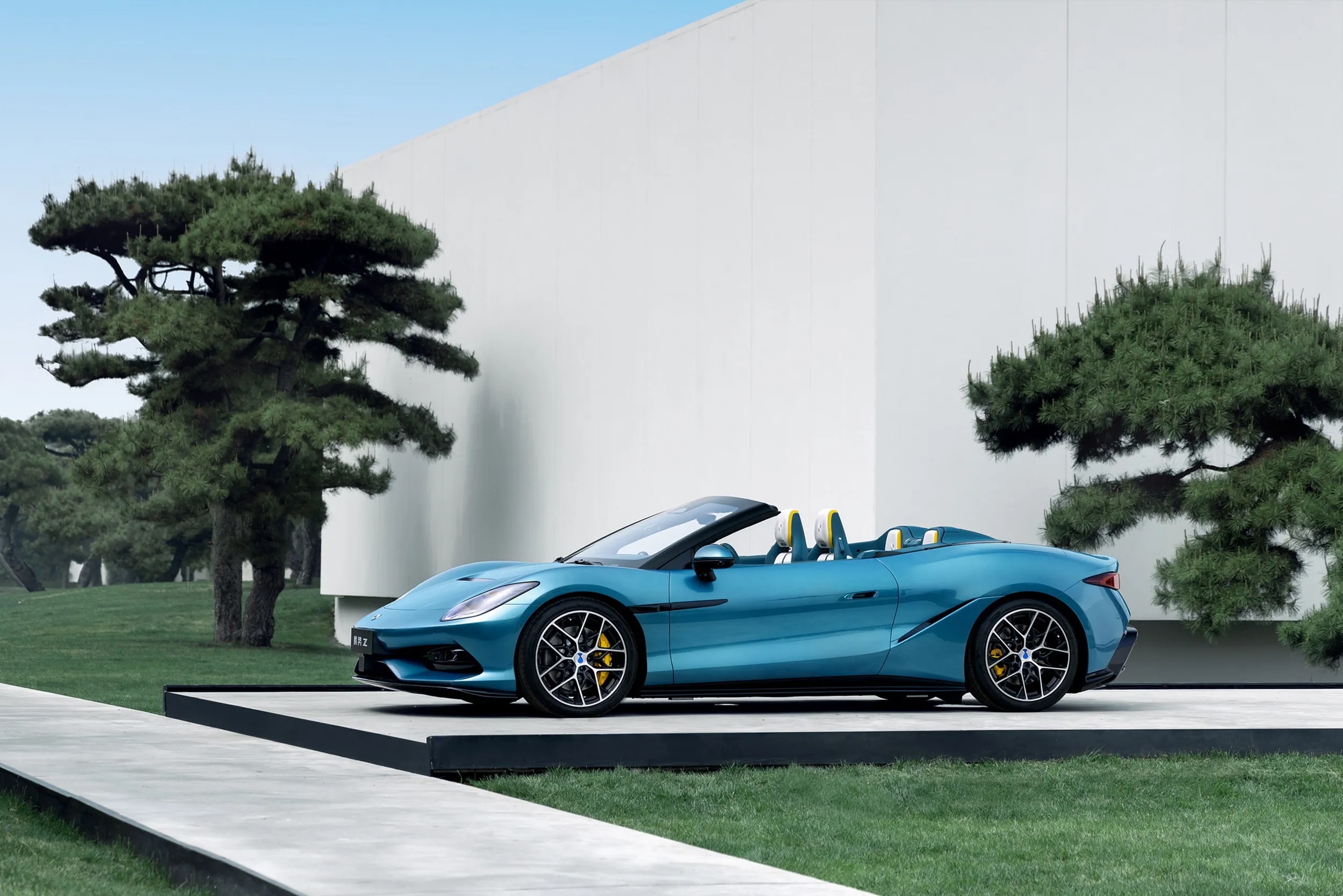 denza z convertible 4