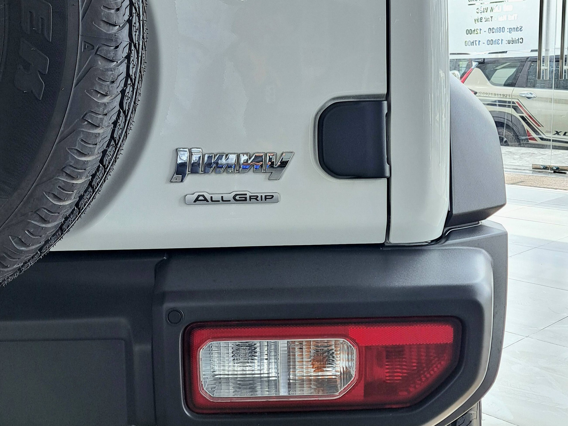 suzuki jimny giam gia 5