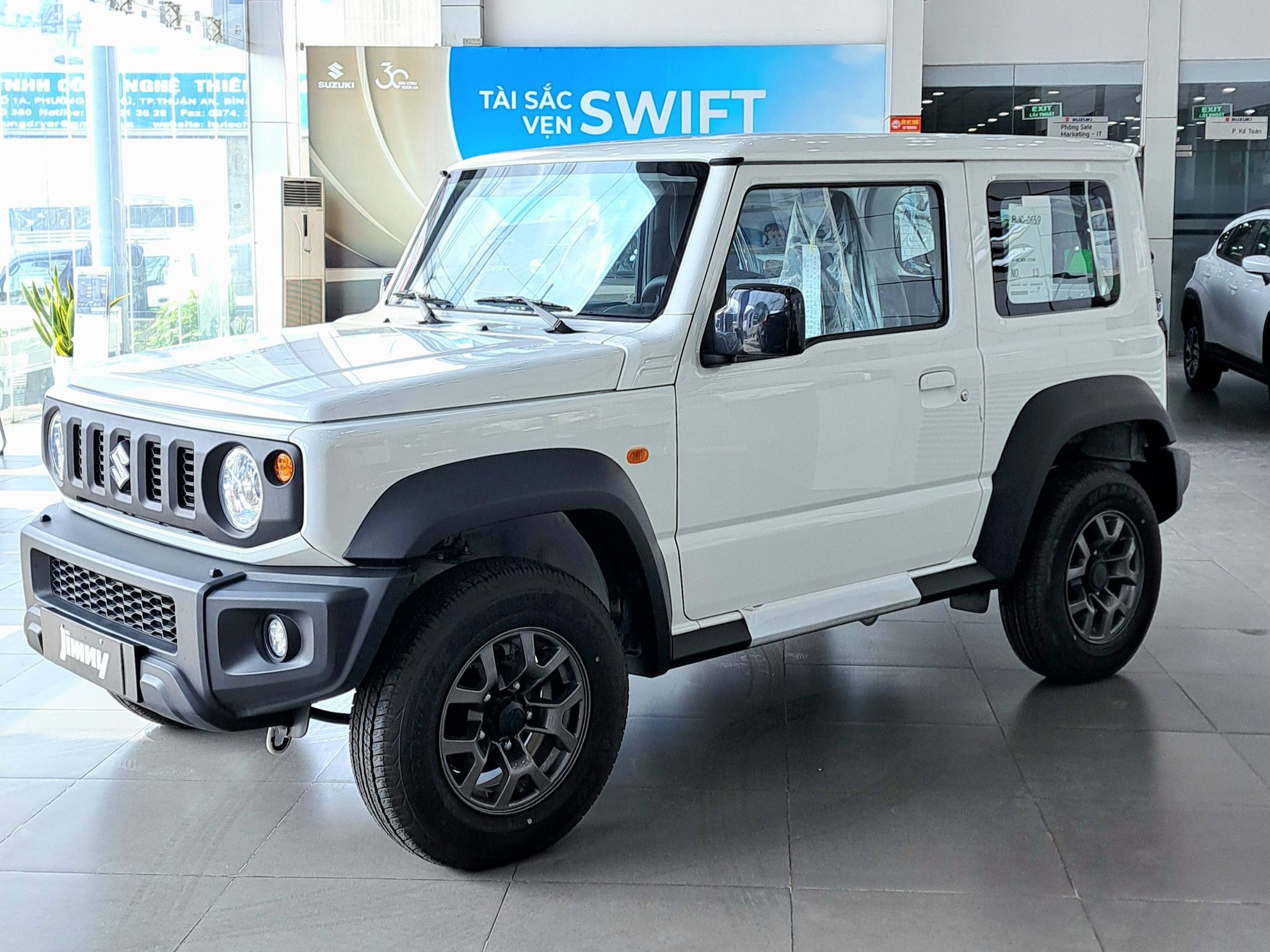 suzuki jimny giam gia 7