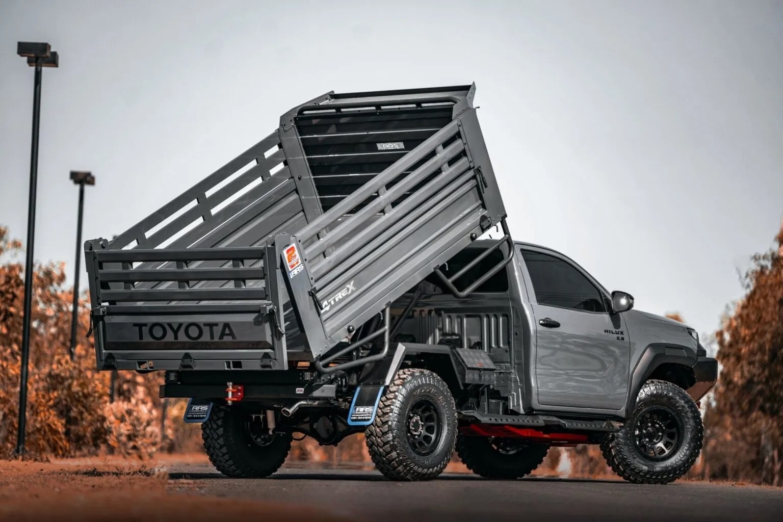 toyota hilux do xe ben 17