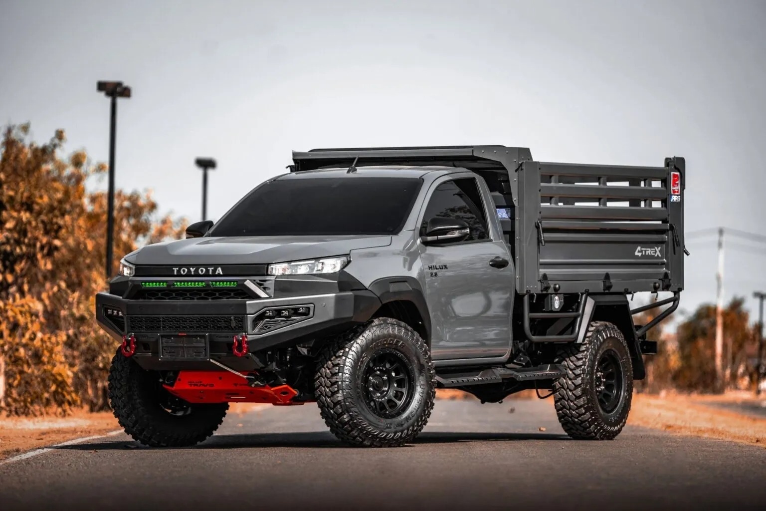 toyota hilux do xe ben 18