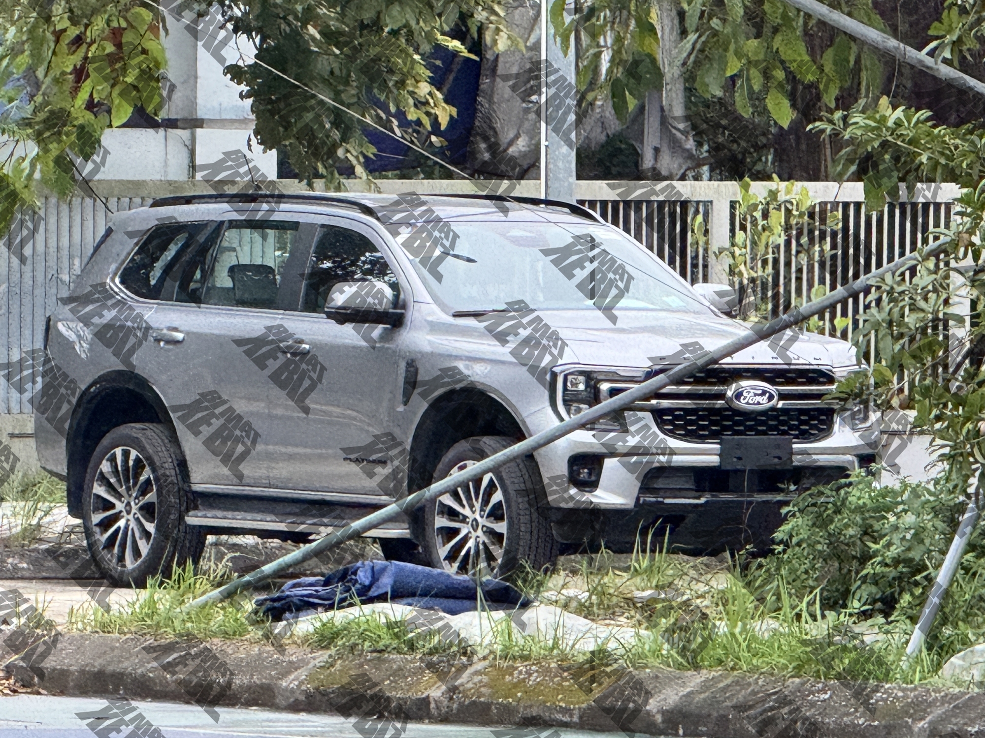 ford everest platinum 5