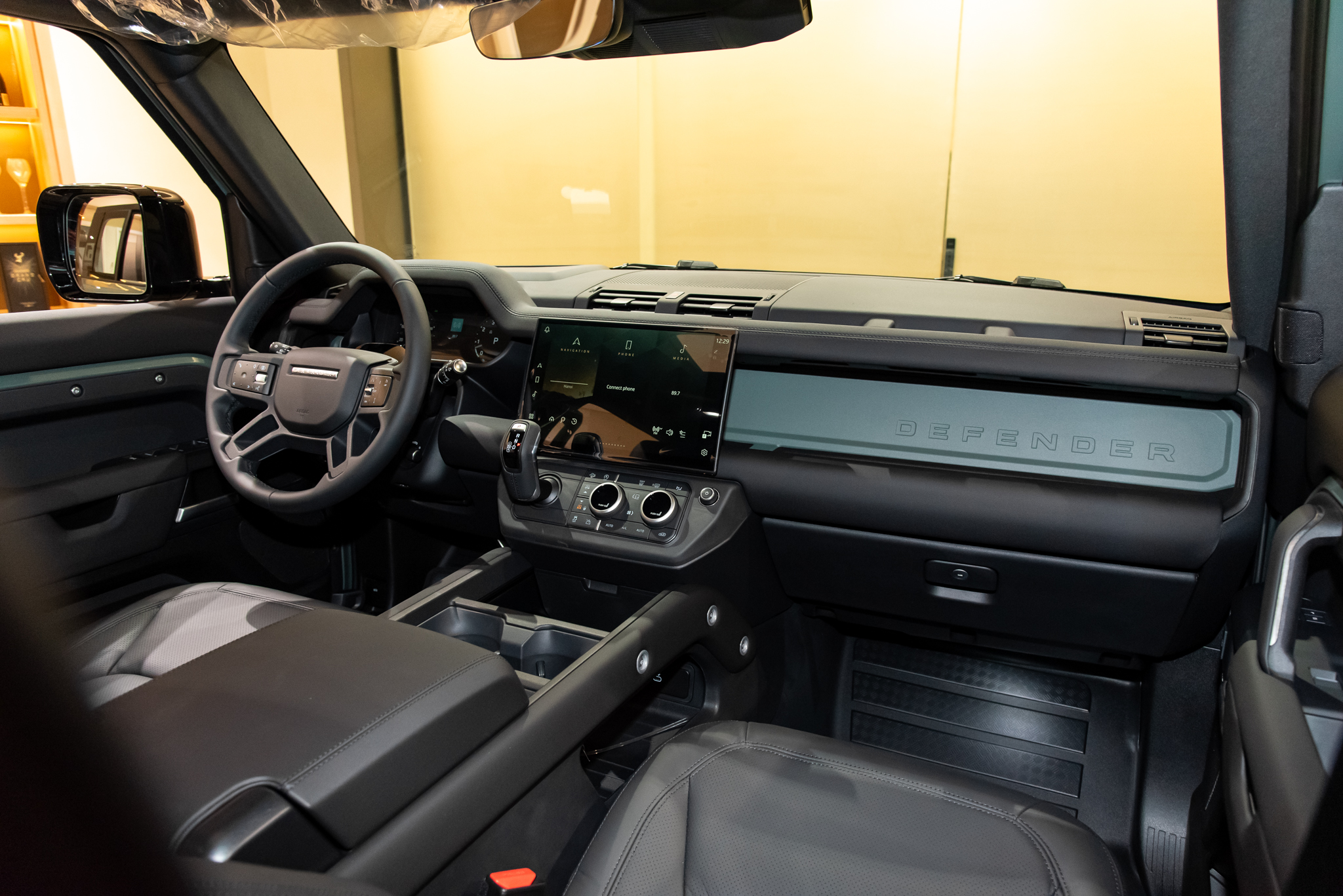 land rover defender trophy edition5431