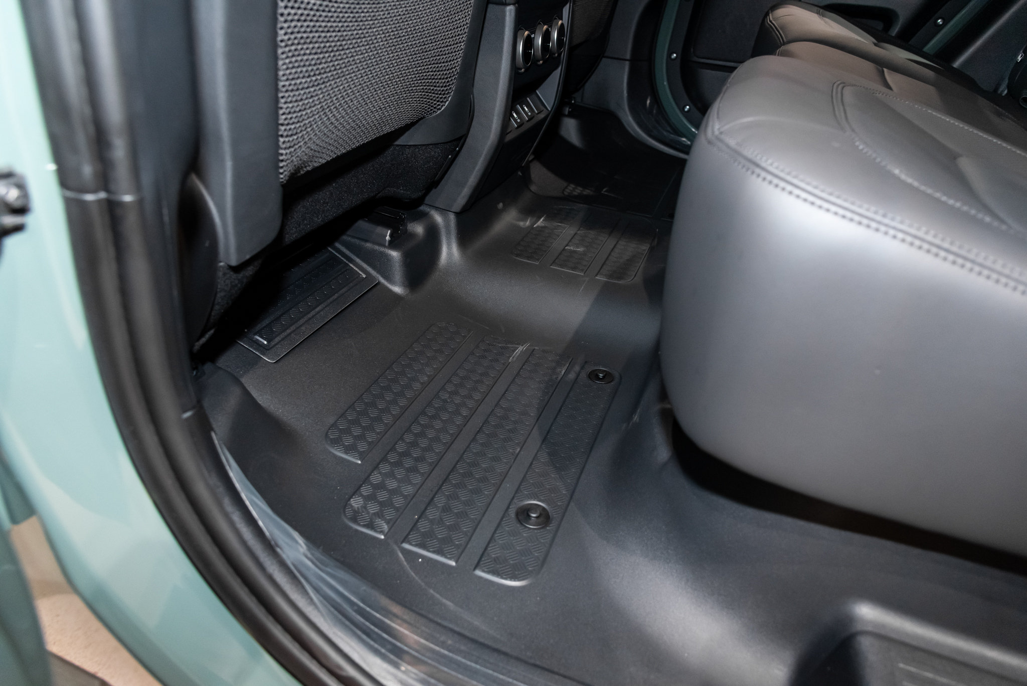land rover defender trophy edition5476