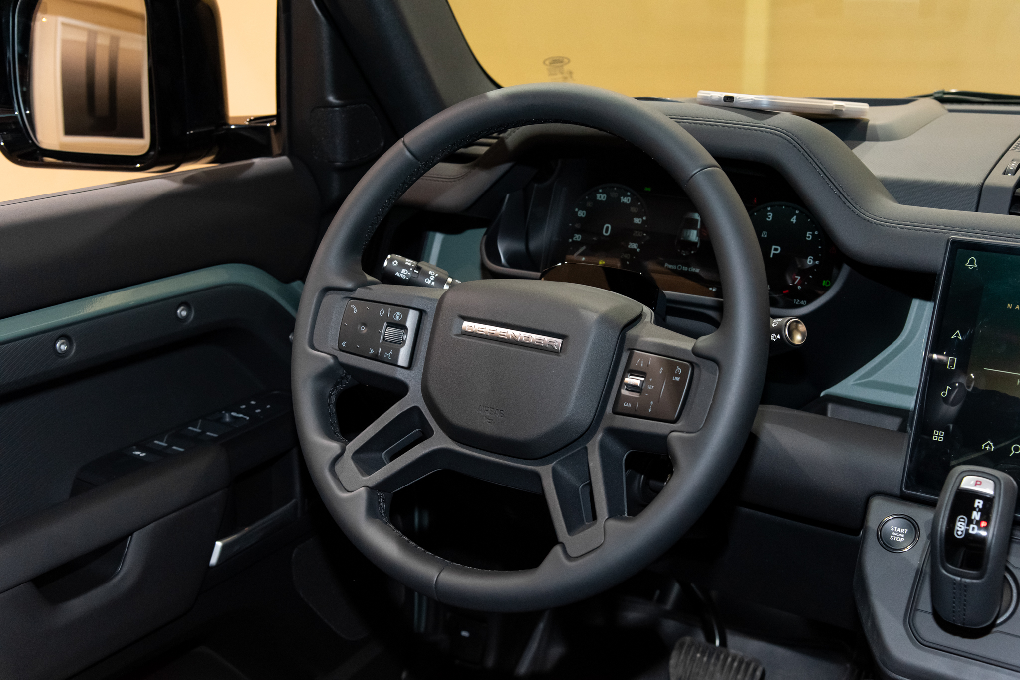 land rover defender trophy edition5500