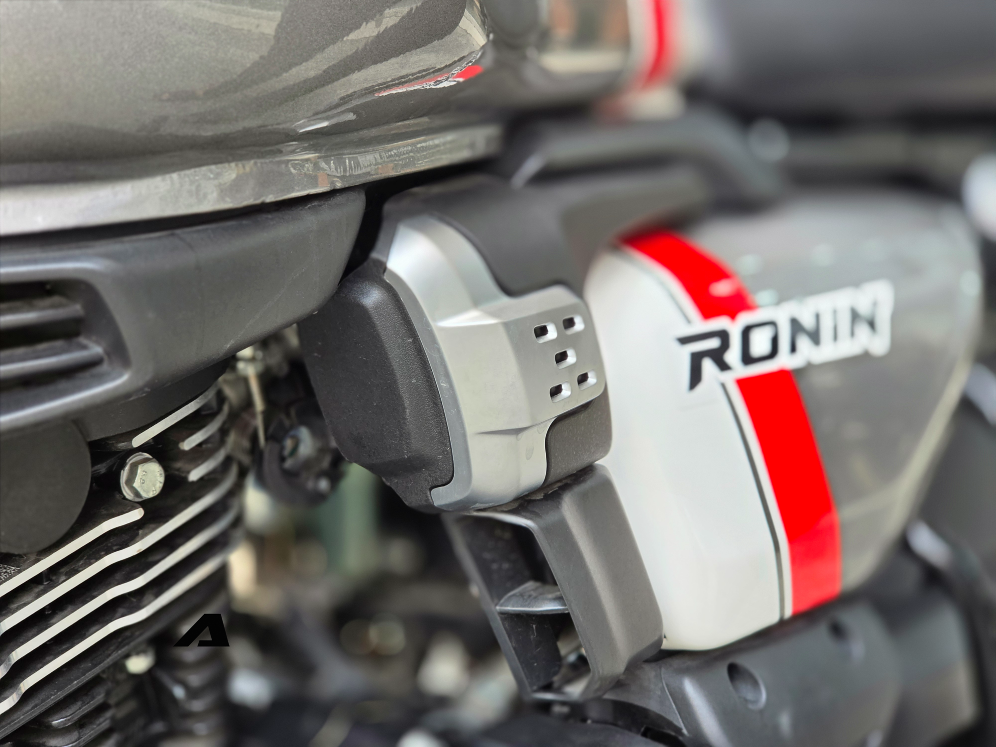 tvs ronin 225 16