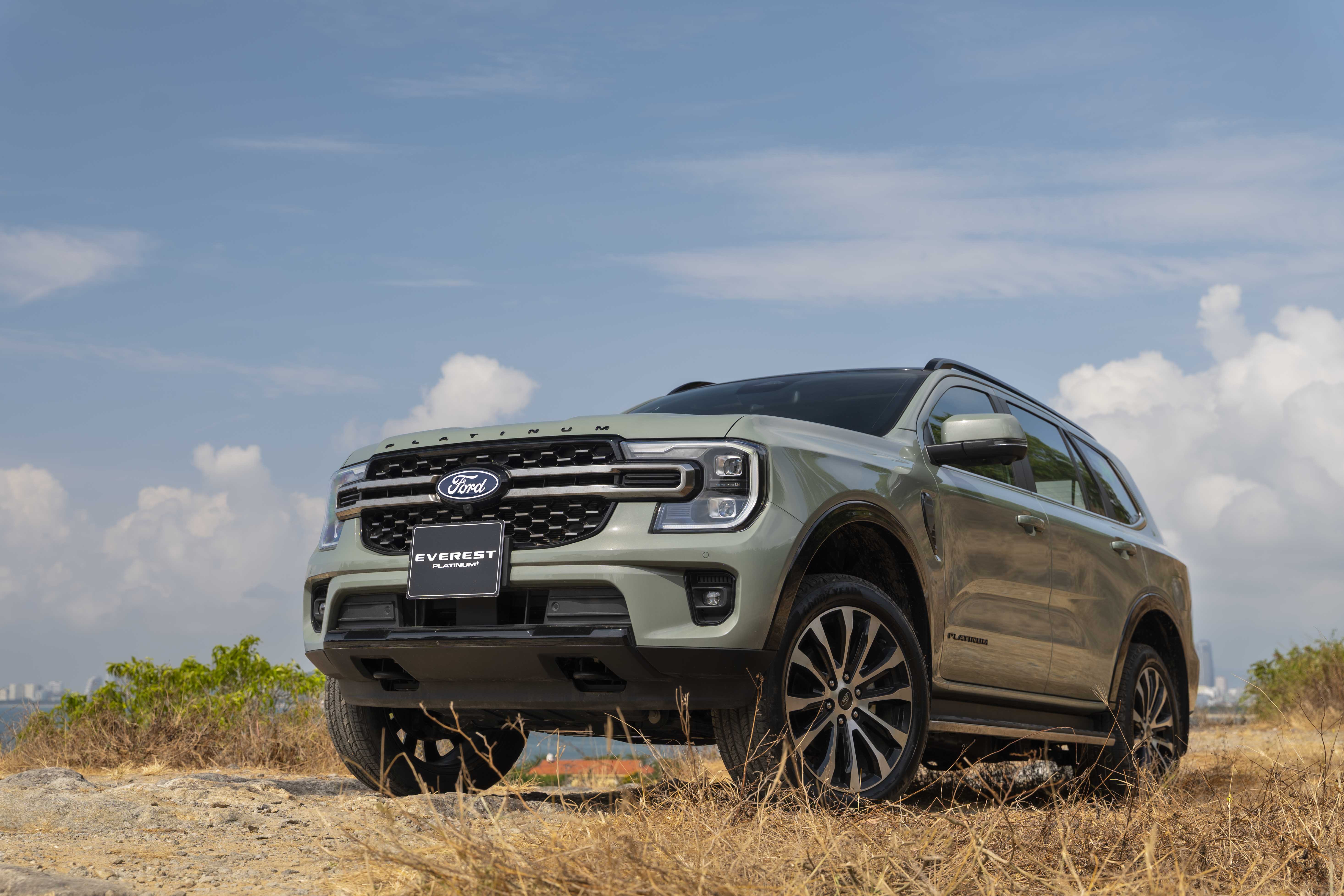 everest xanh 10