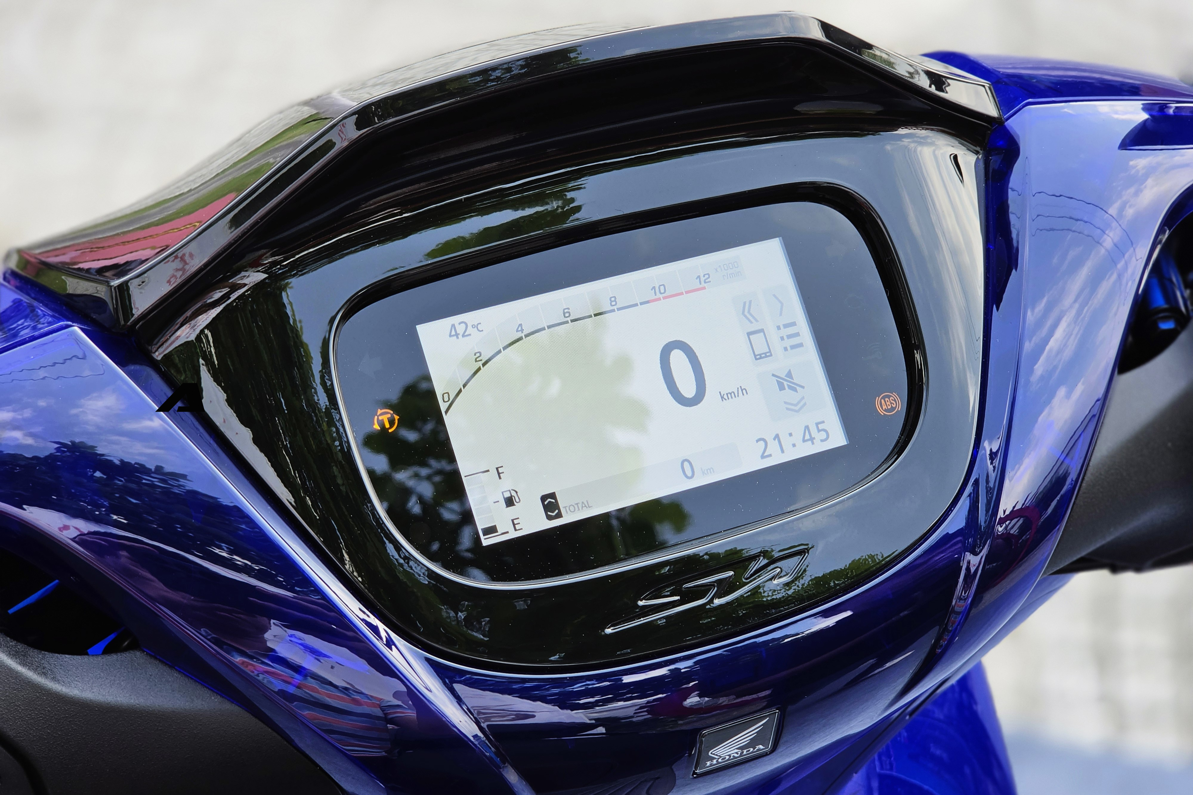 honda sh vetro blue 8