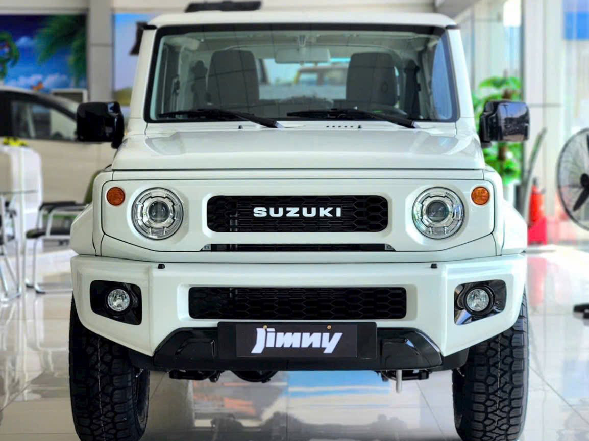 suzuki jimny 4
