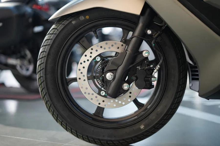 suzuki ufr150 4