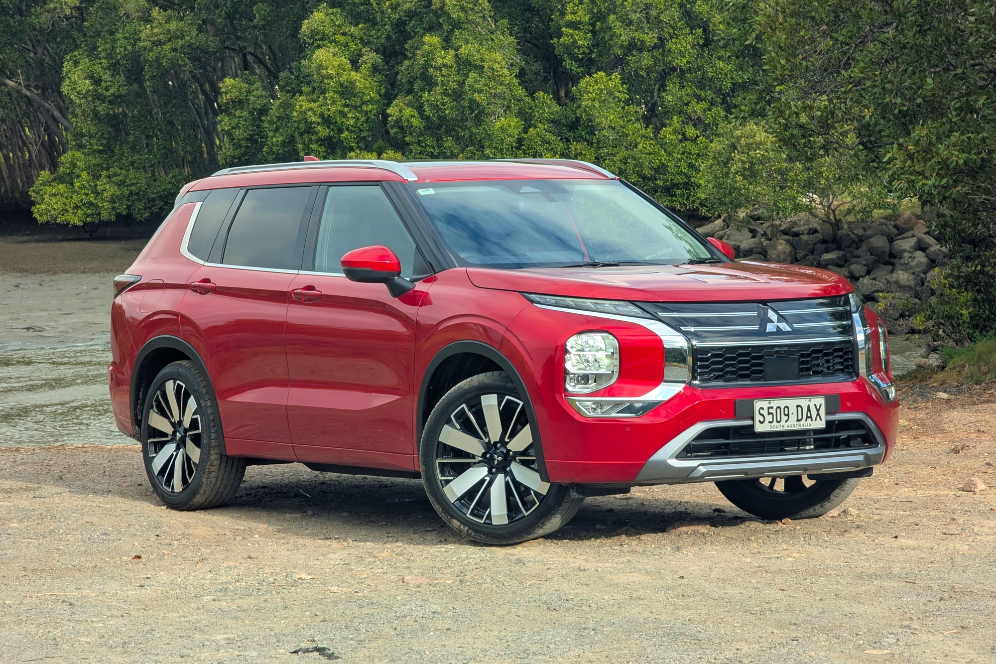 mitsubishi outlander exceed