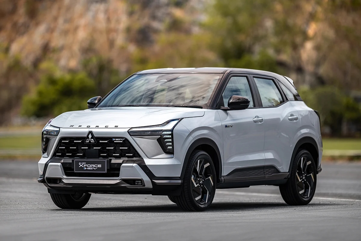 mitsubishi xforce hybrid 1