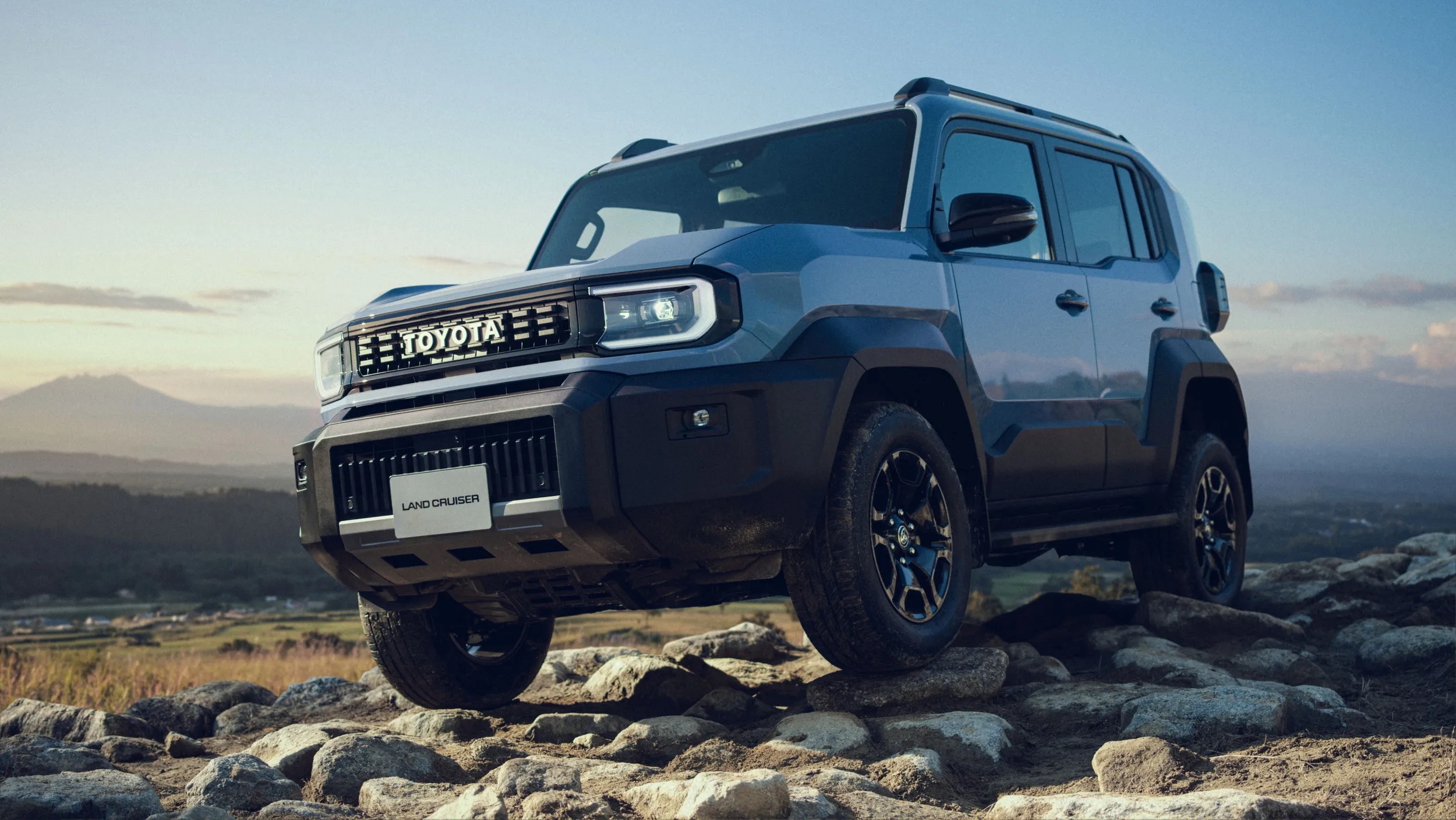 toyota land cruiser fj 2026 1