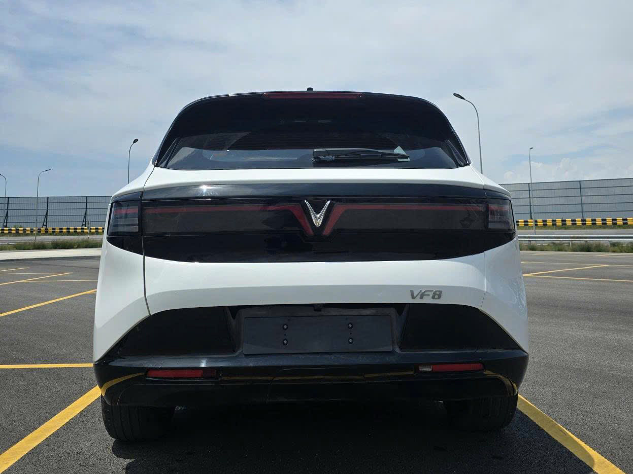 vinfast vf 8 all new 4