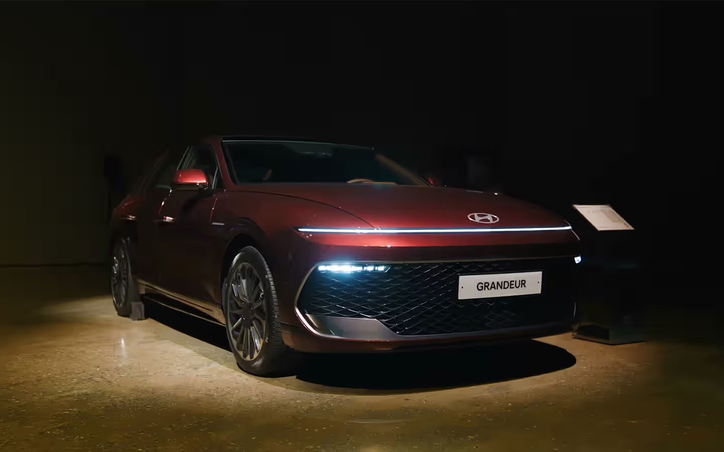 hyundai grandeur 2027 71