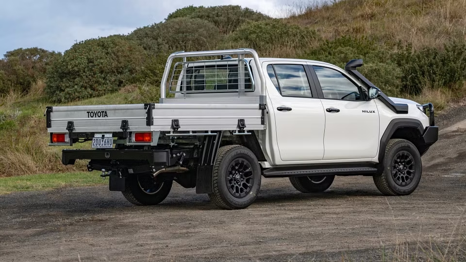 toyota hilux gvm 2