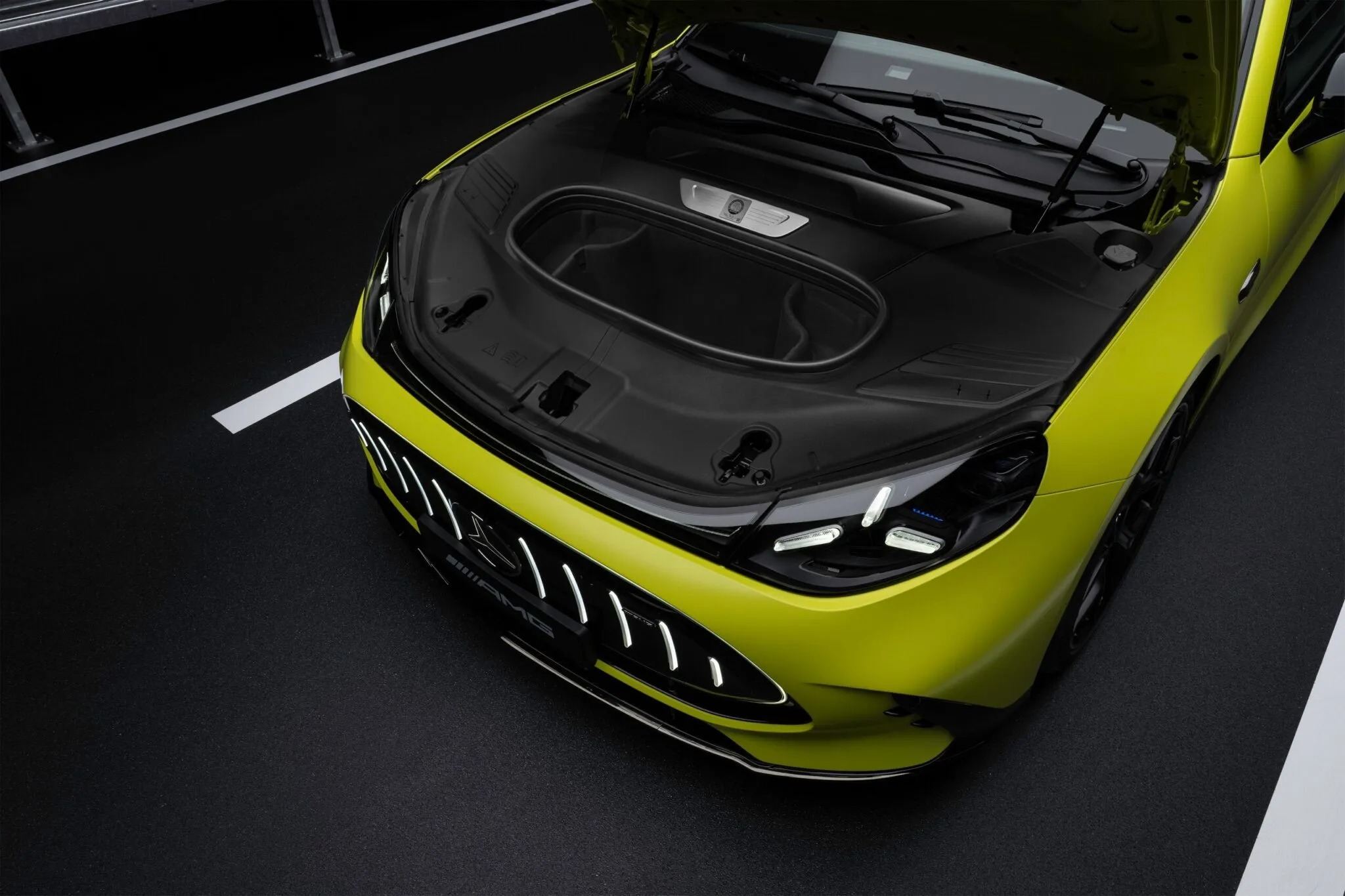 mercedes amg gt 4 door coupe 13 2048x1366