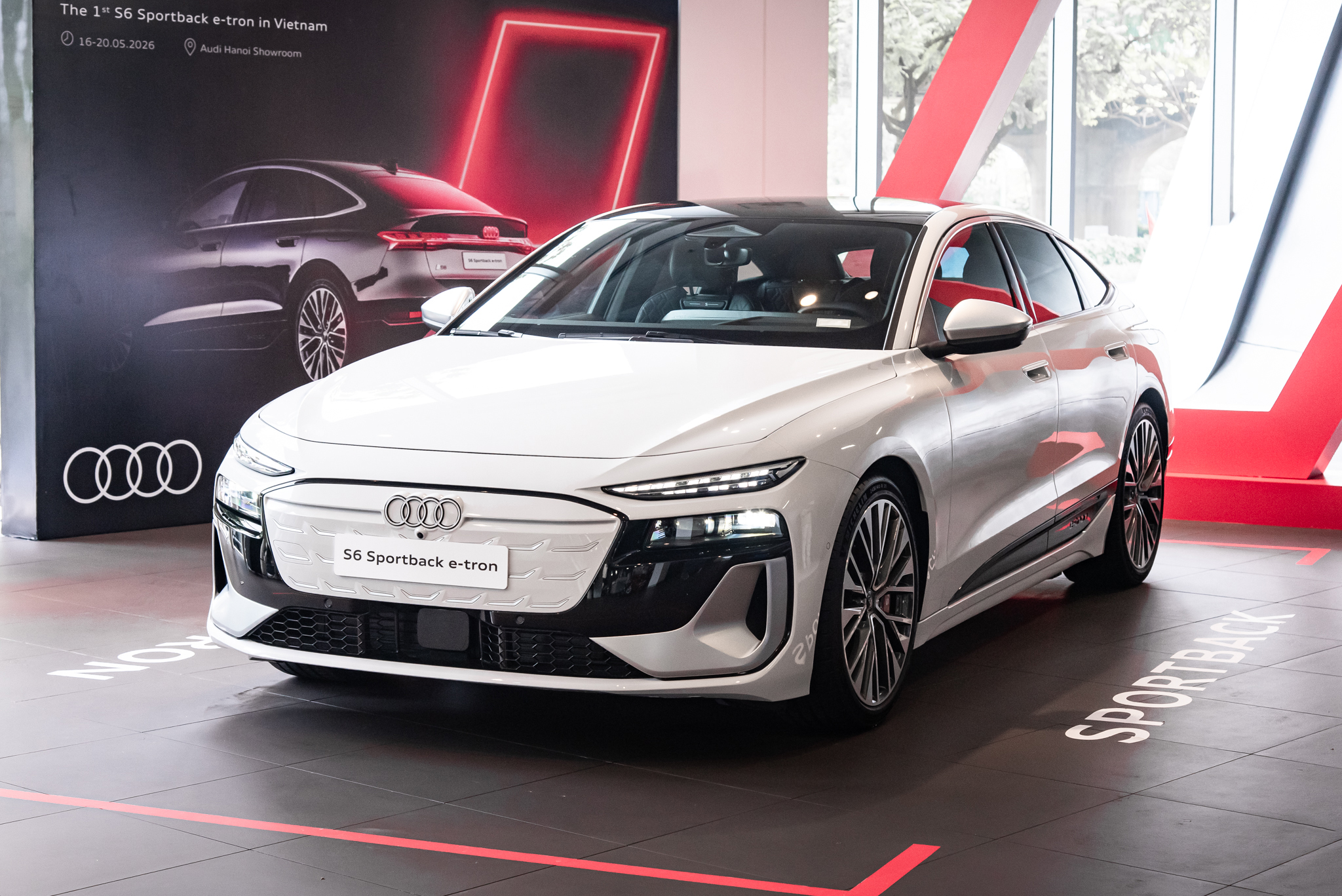 audi s6 sportback e tron6200