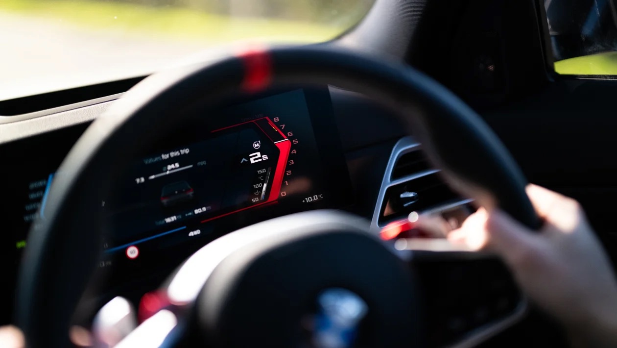 bmw m3 touring facelift review 8