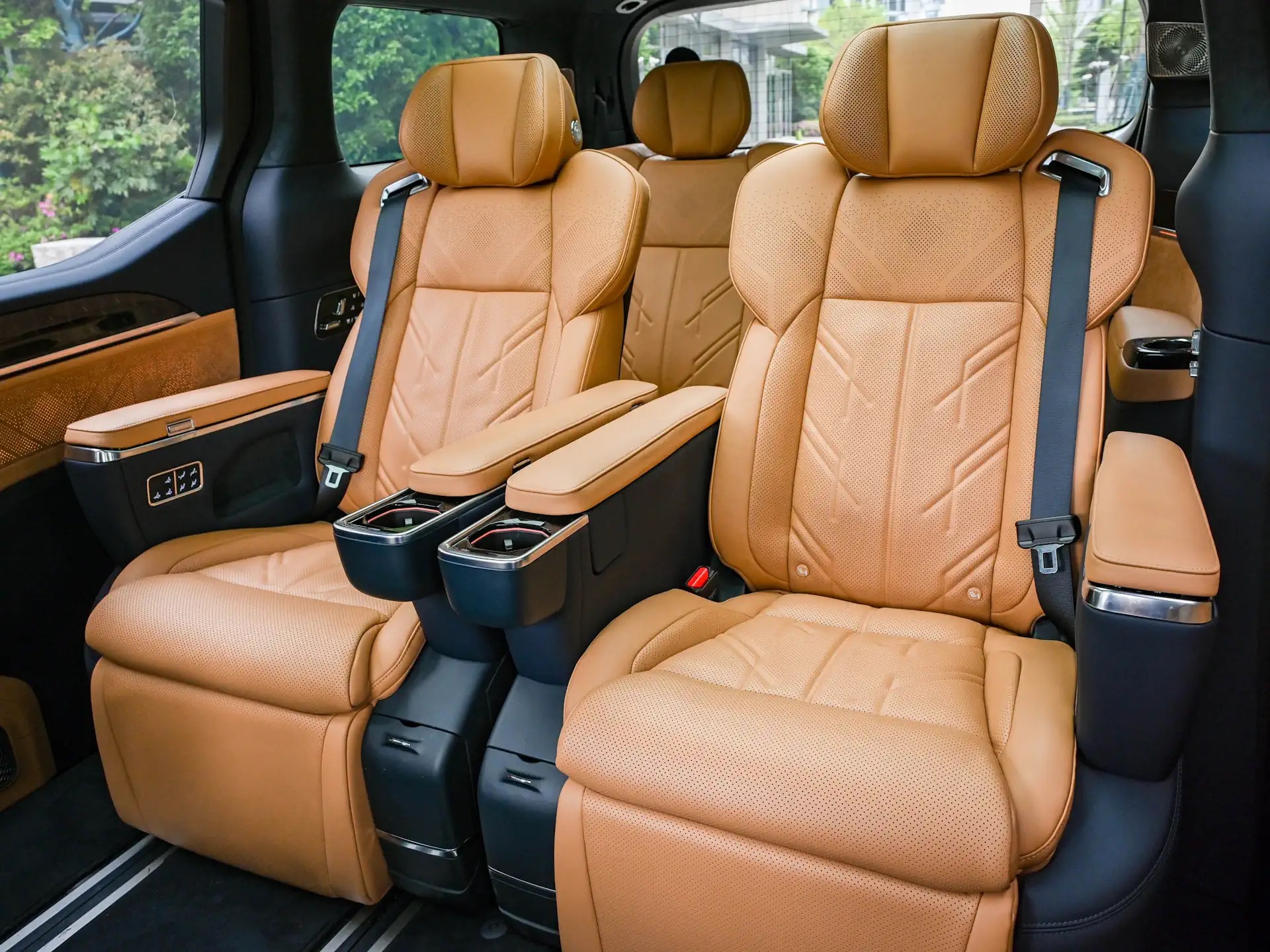 zeekr 009 2026 ve viet nam autopro 9