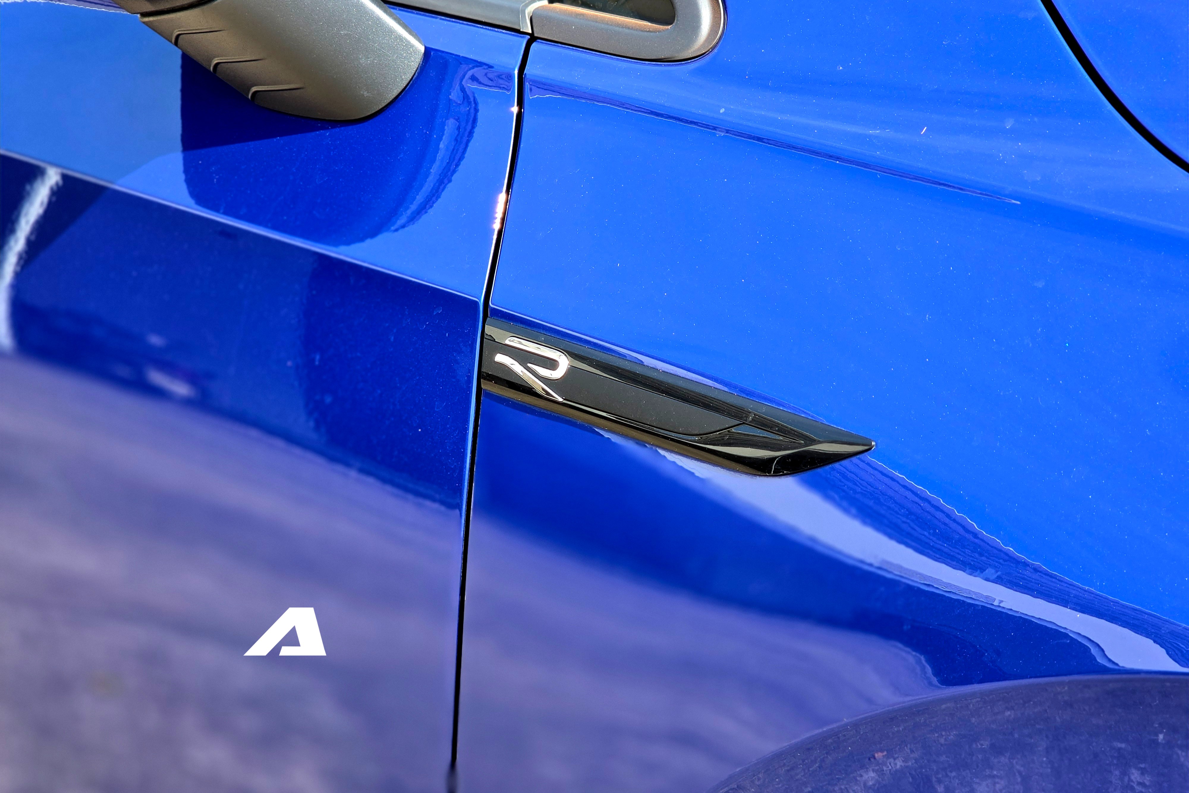 volkswagen golf r 11