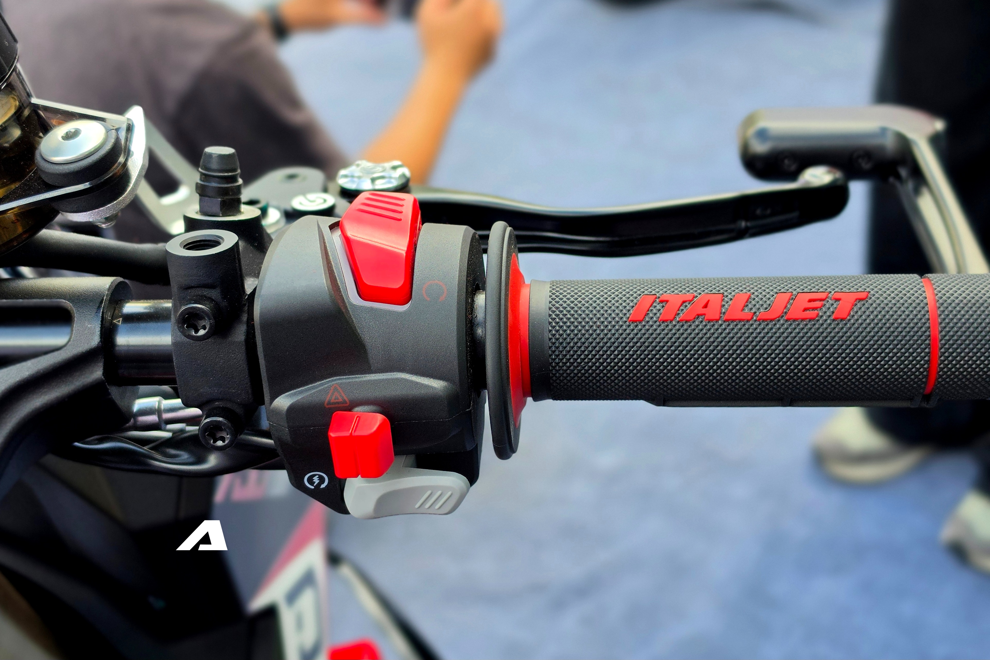 italjet dragster 700 15