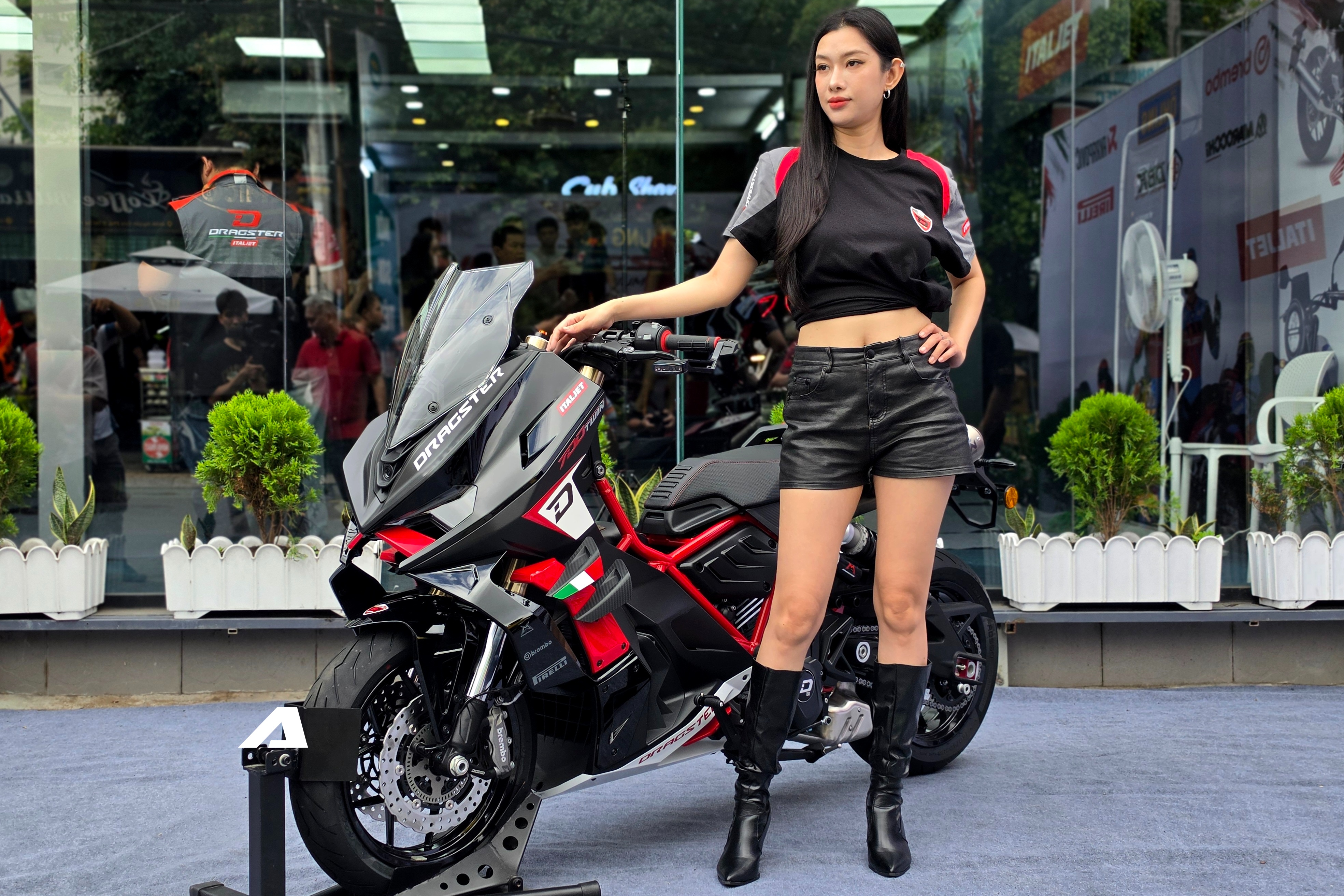italjet dragster 700 17