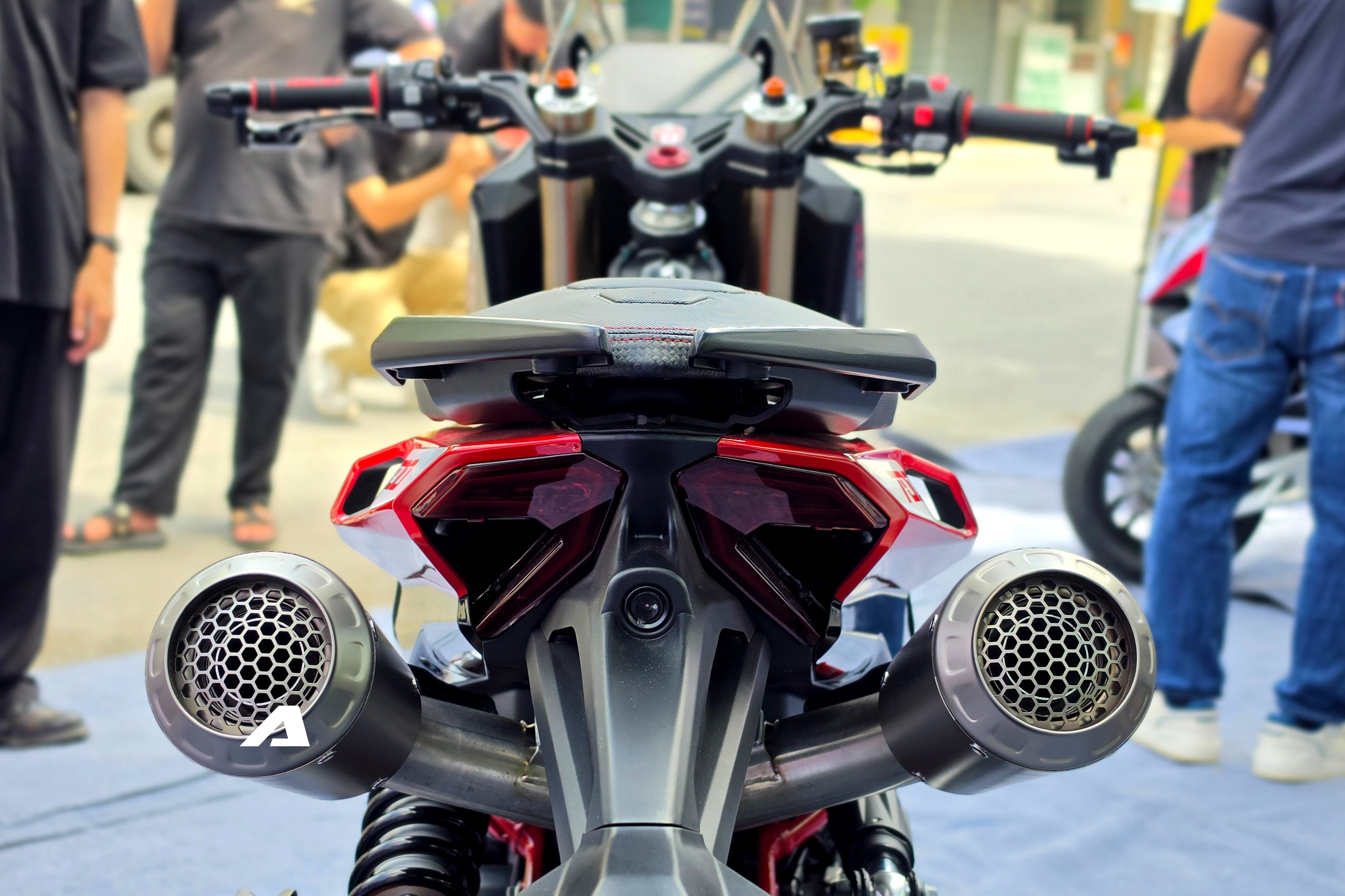 italjet dragster 700 19