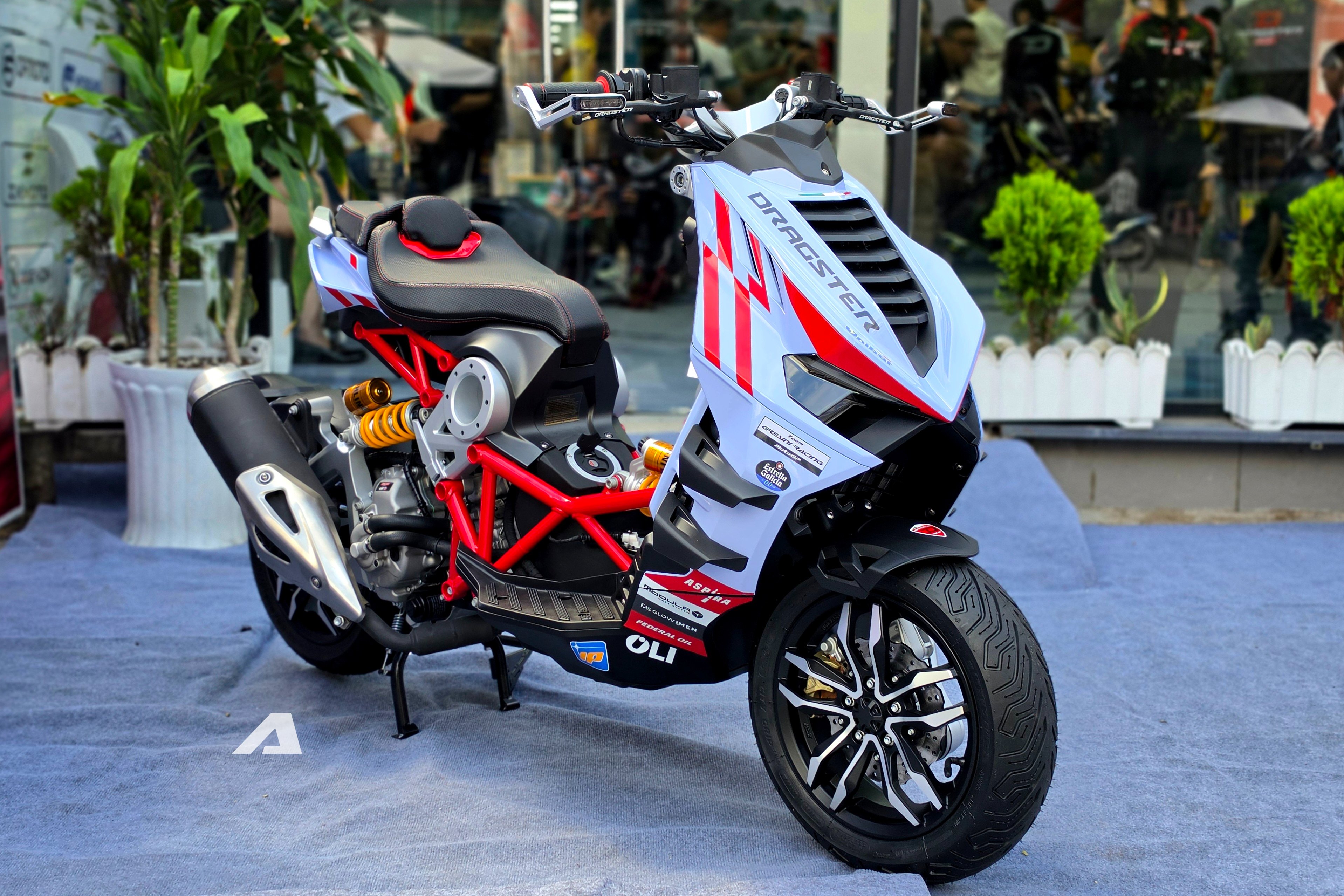 italjet dragster 300gresini edition 17