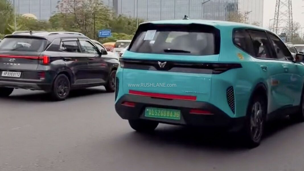 vinfast mpv 7 electric taxi price 6 1068x601