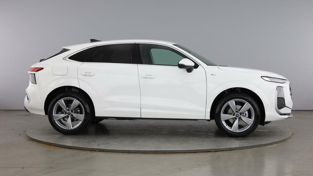 audi q3 petrol 20268c0d2d 0