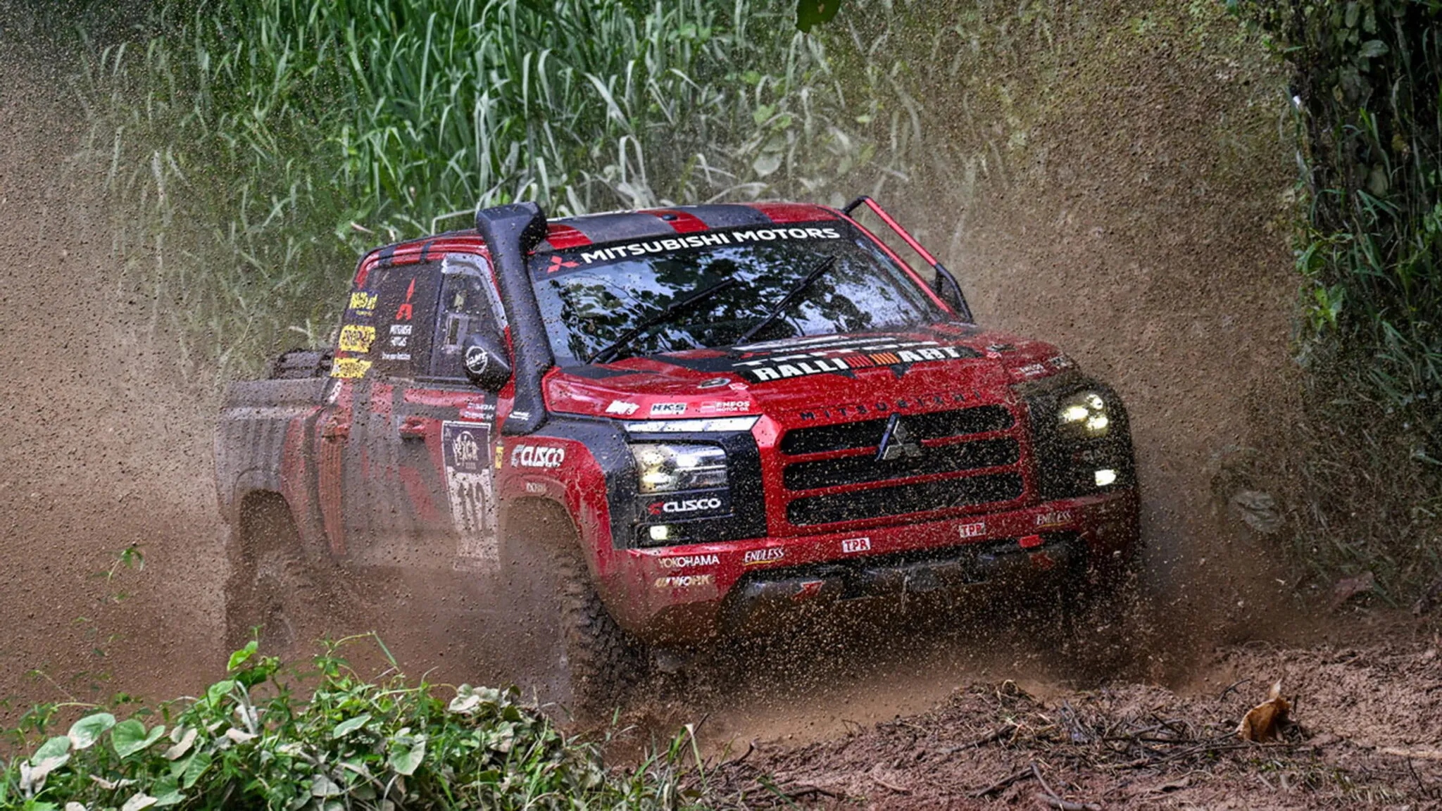 mitsubishi triton 1