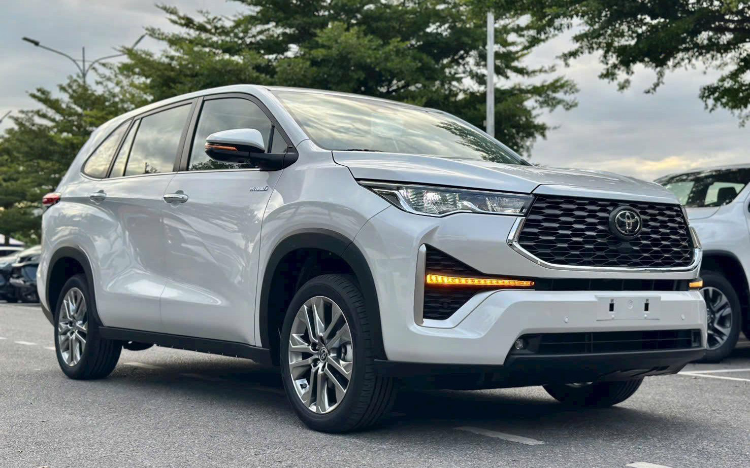 innova cross