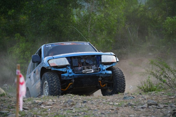 dua xe 12