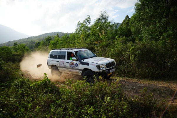 dua xe 14