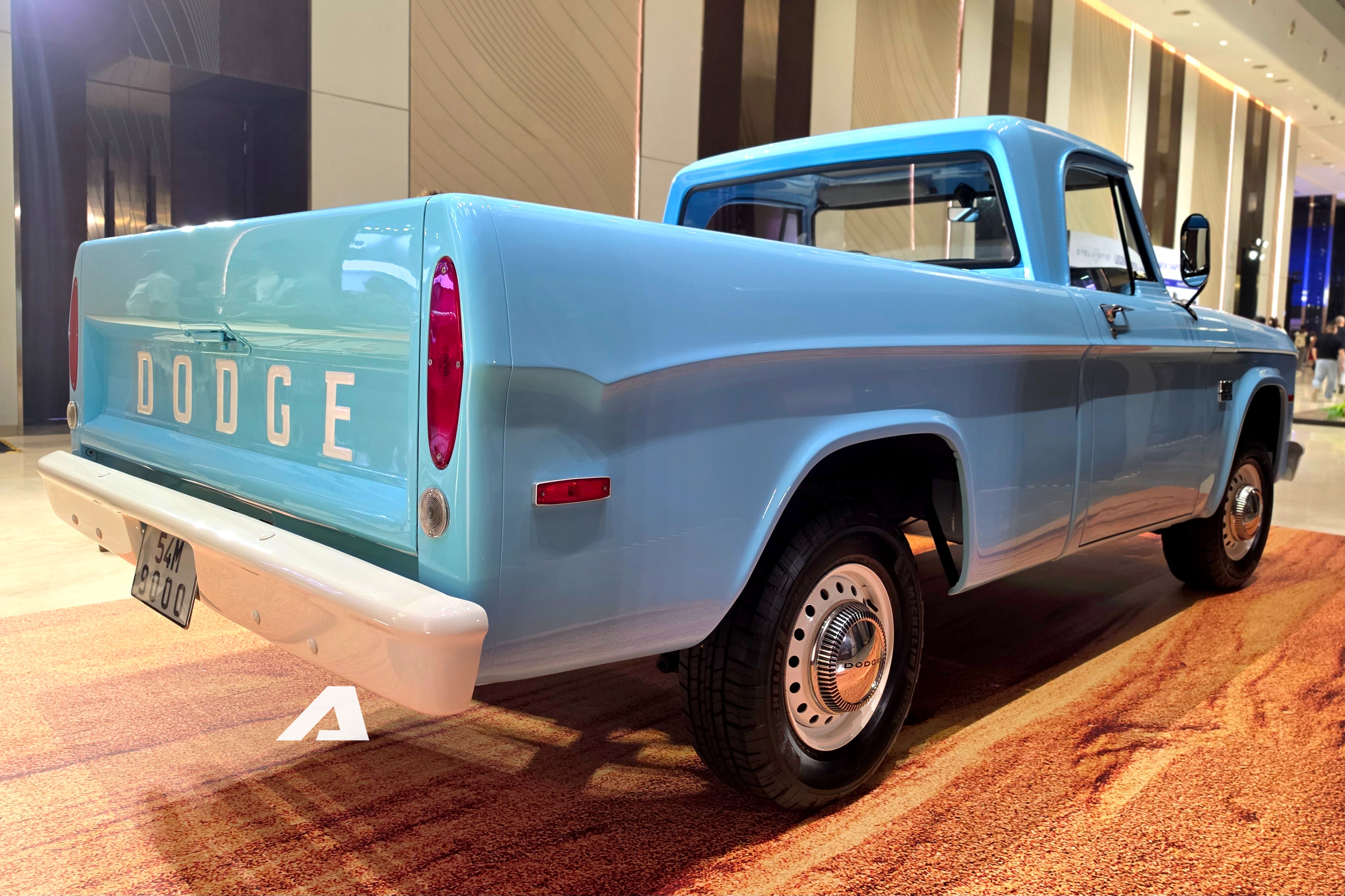 dodge 200 1