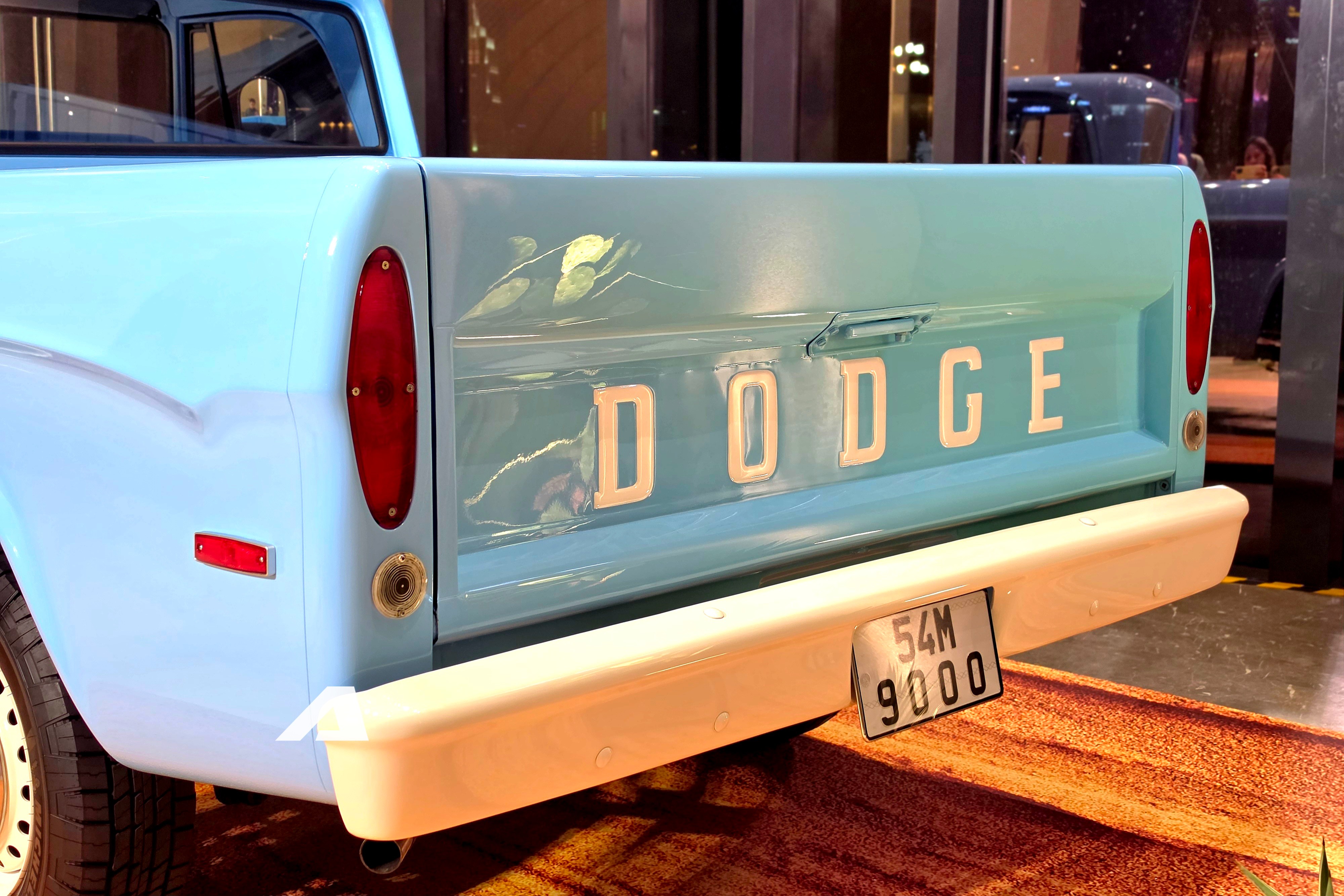 dodge 200 2