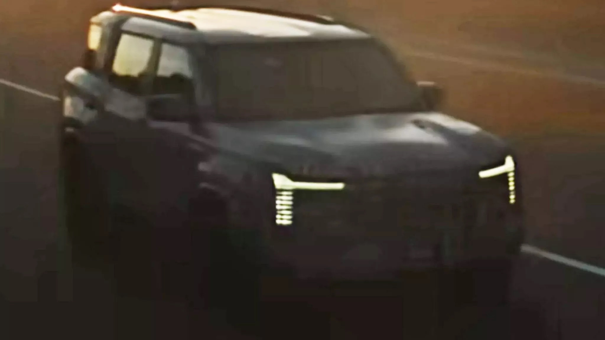 mitsubishi pajero teaser 1a 1 2048x1152