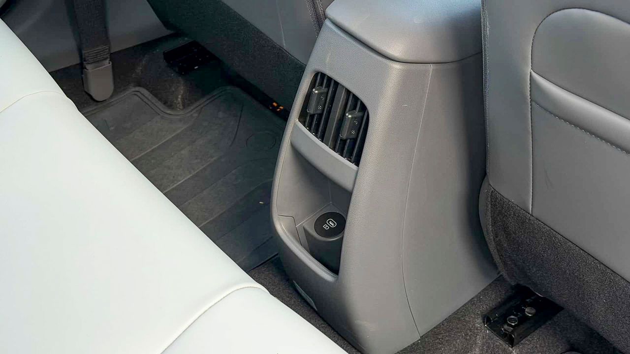 new hyundai i20 launch price safety features 13