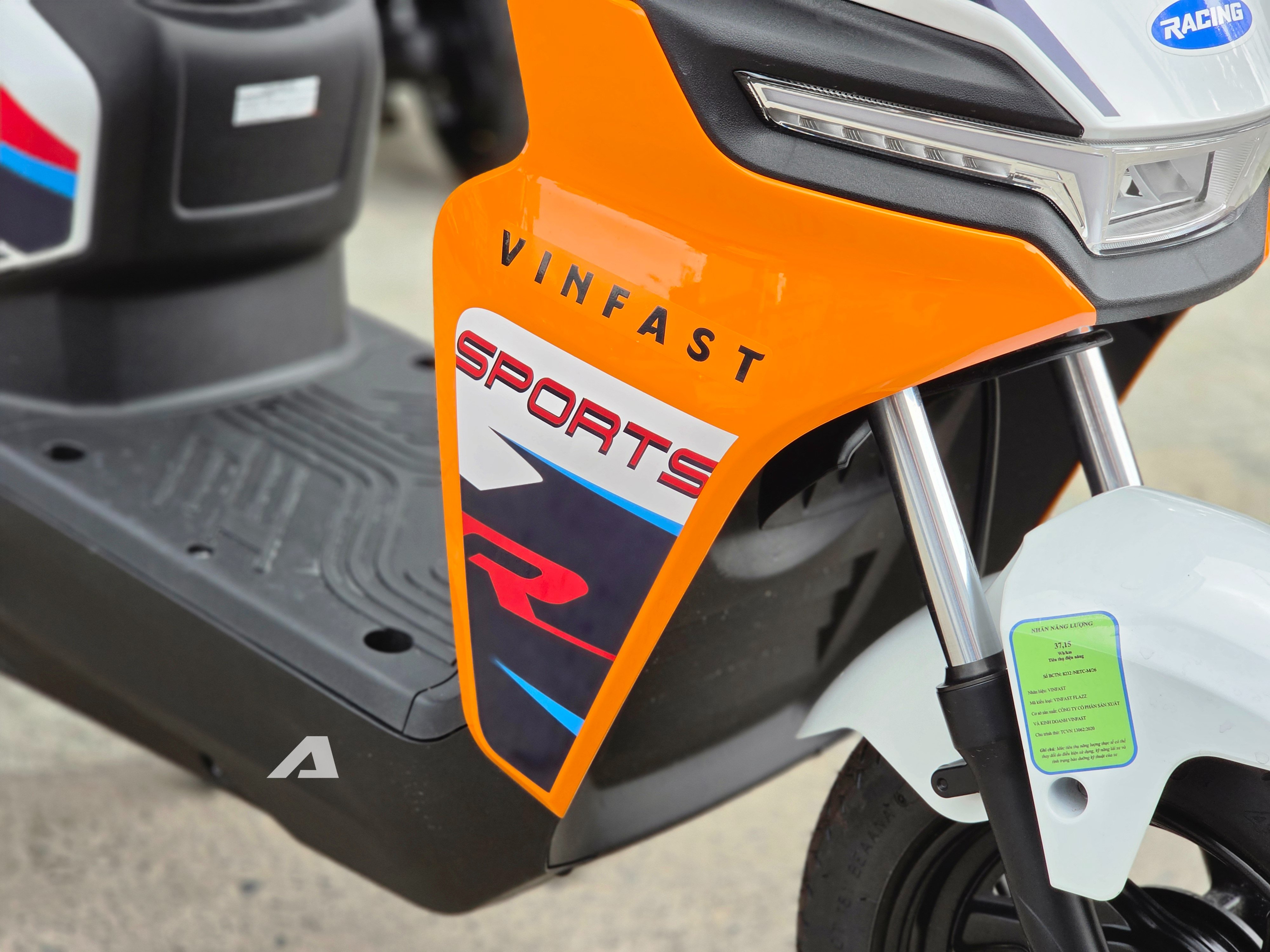 vinfast flazz max 1