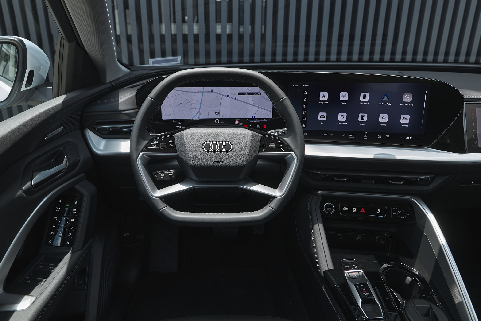q5interior1