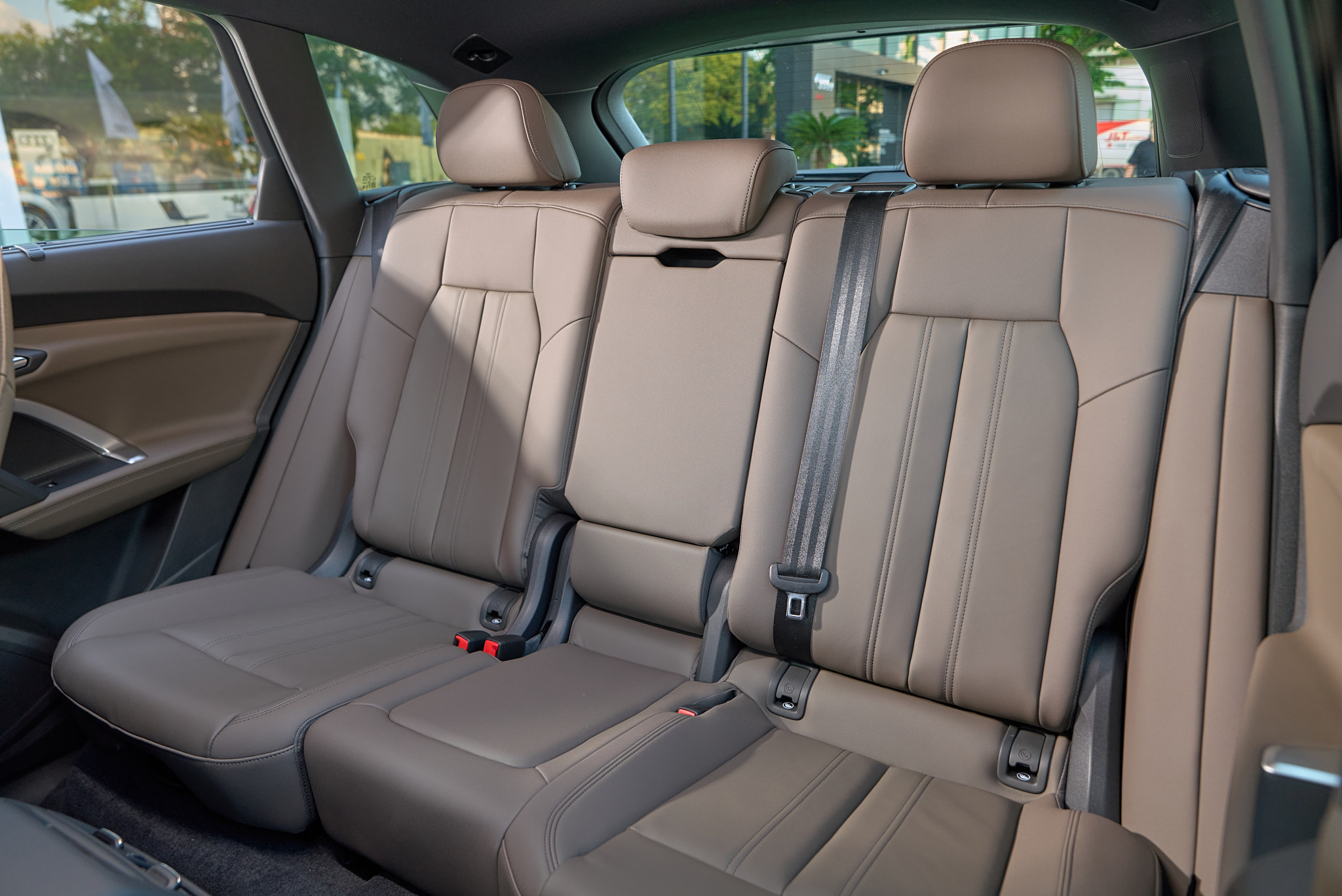q5interior2 1