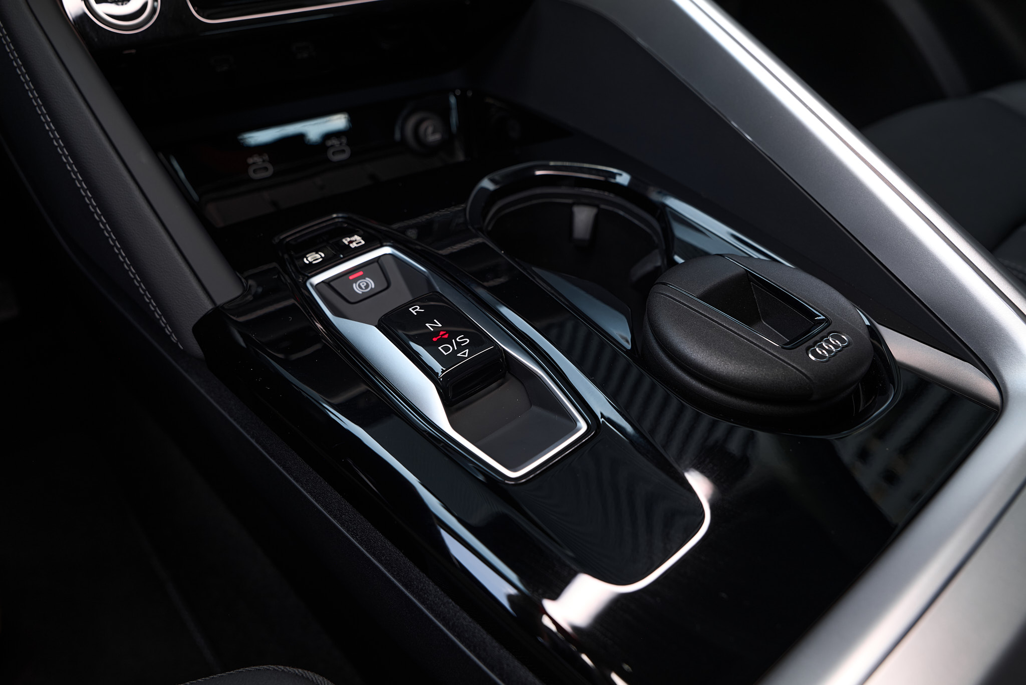 q5interior81