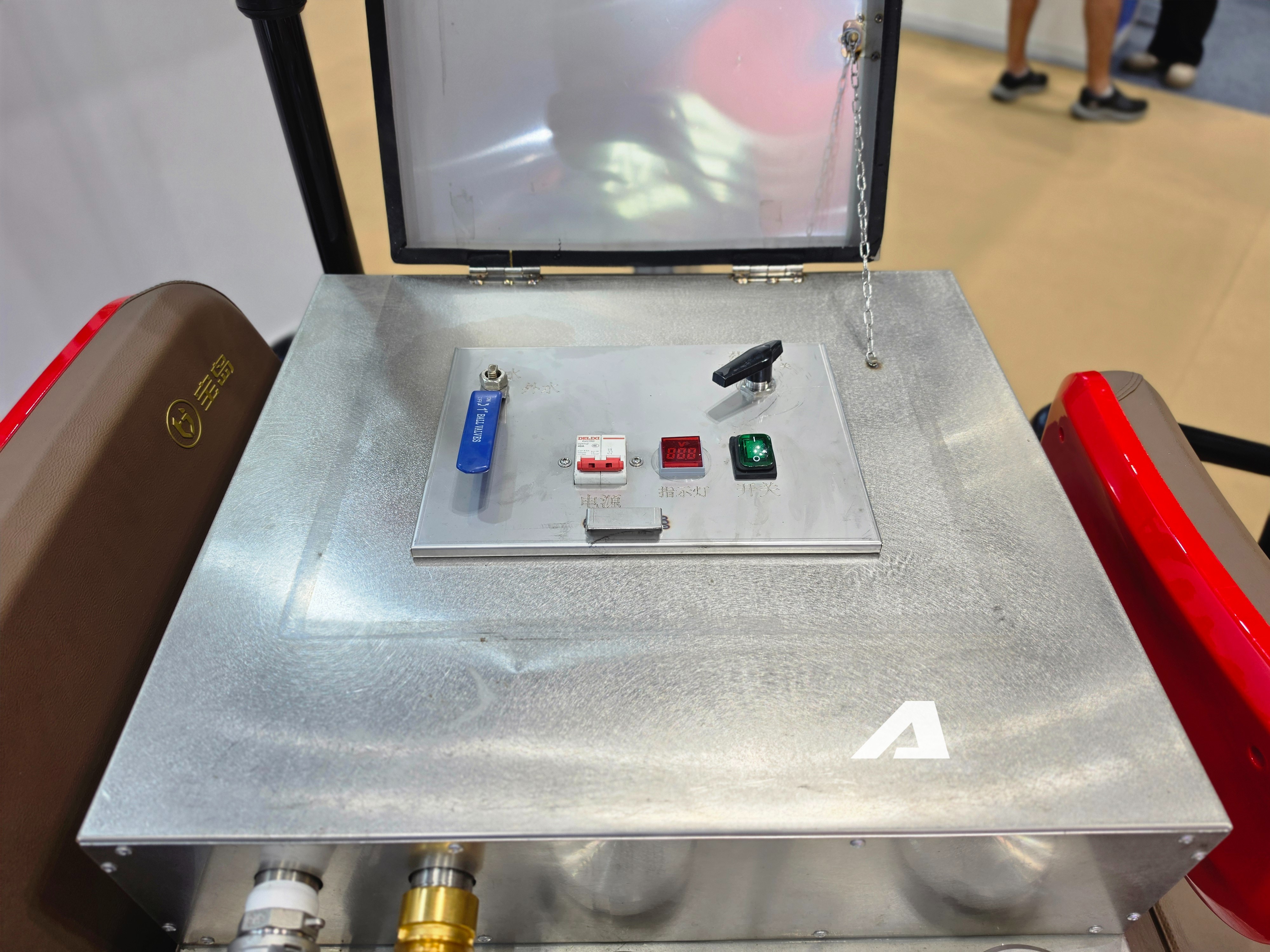 xe chua chay mini 8